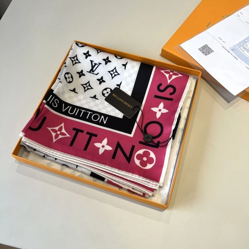 Snug Louis Vuitton Scarf 270625
