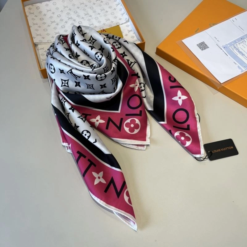 Snug Louis Vuitton Scarf 270625