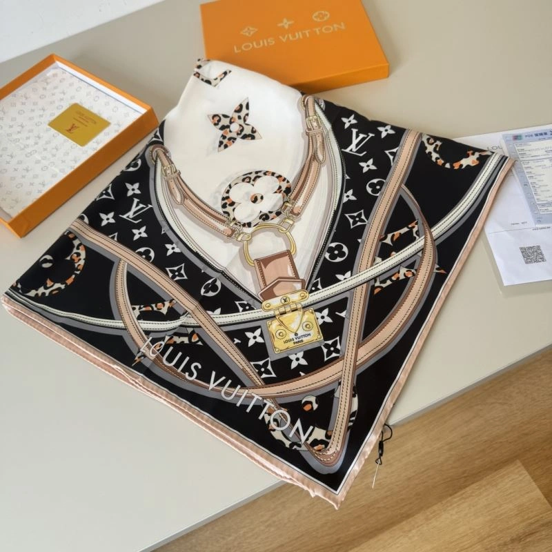 Minimalist Louis Vuitton Scarf 270622