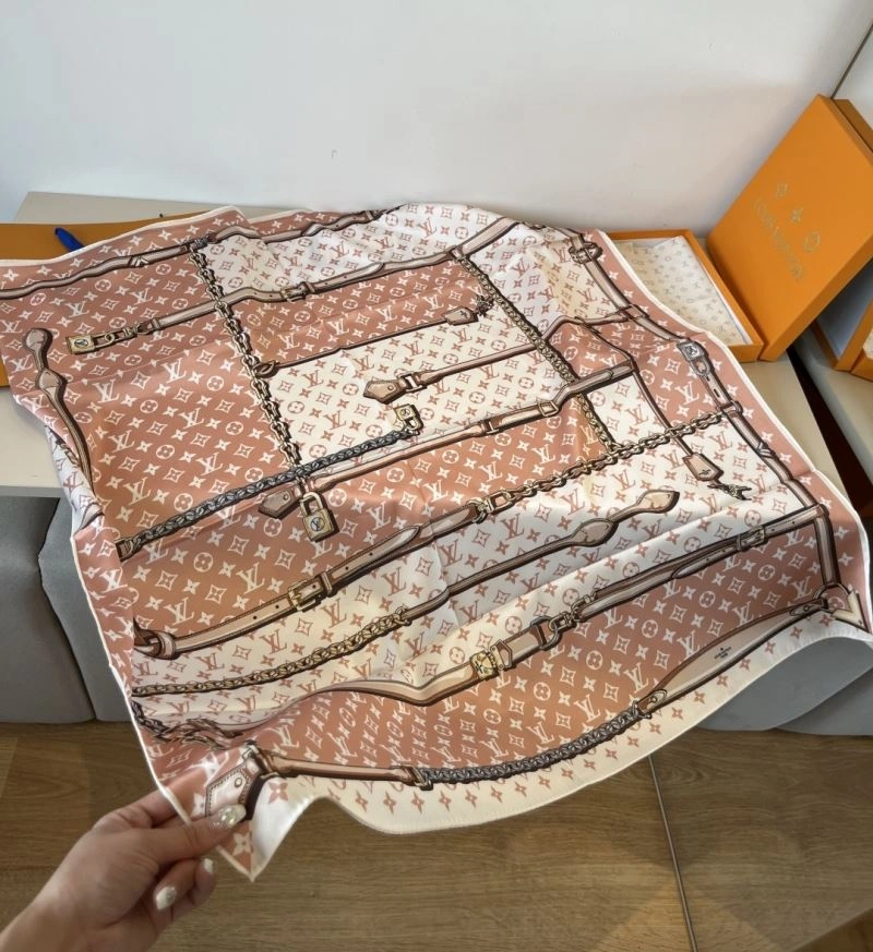 Louis Vuitton Scarf Practical 270614