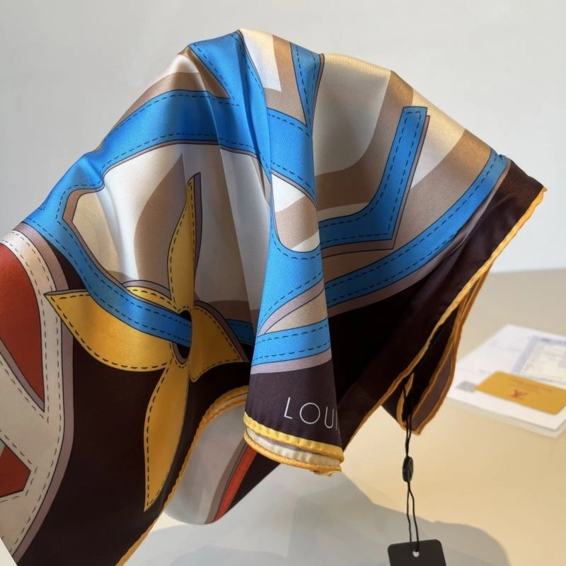 Louis Vuitton Scarf Functional 270595