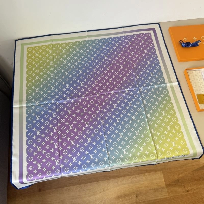 StreetReady Louis Vuitton Scarf 270589