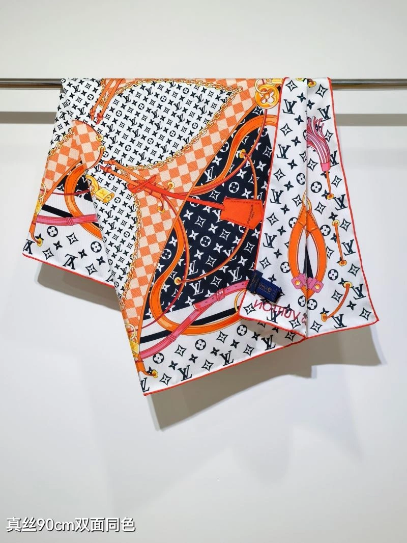 Versatile Louis Vuitton Scarf 270580