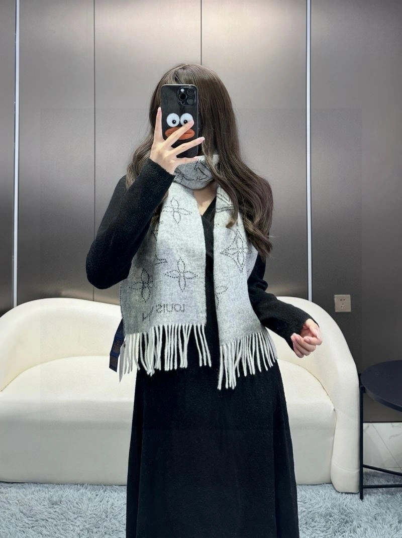 Louis Vuitton Scarf UrbanStyle 270941