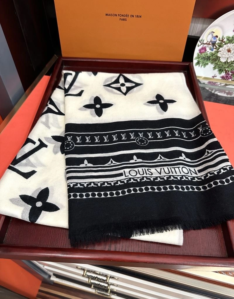 MoistureWicking Louis Vuitton Scarf 270946