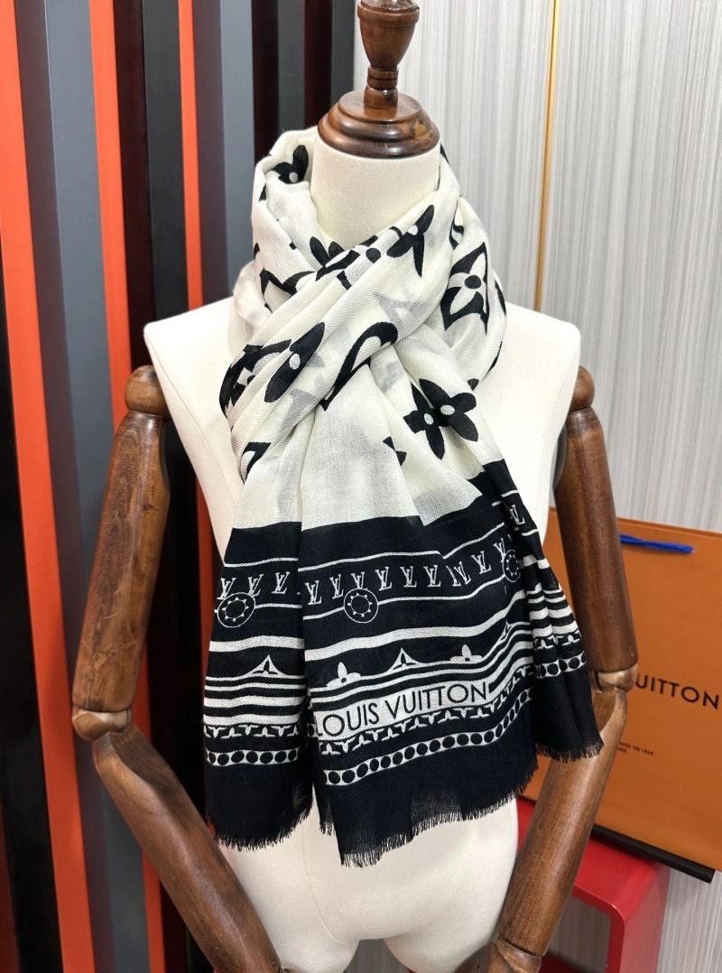 MoistureWicking Louis Vuitton Scarf 270946