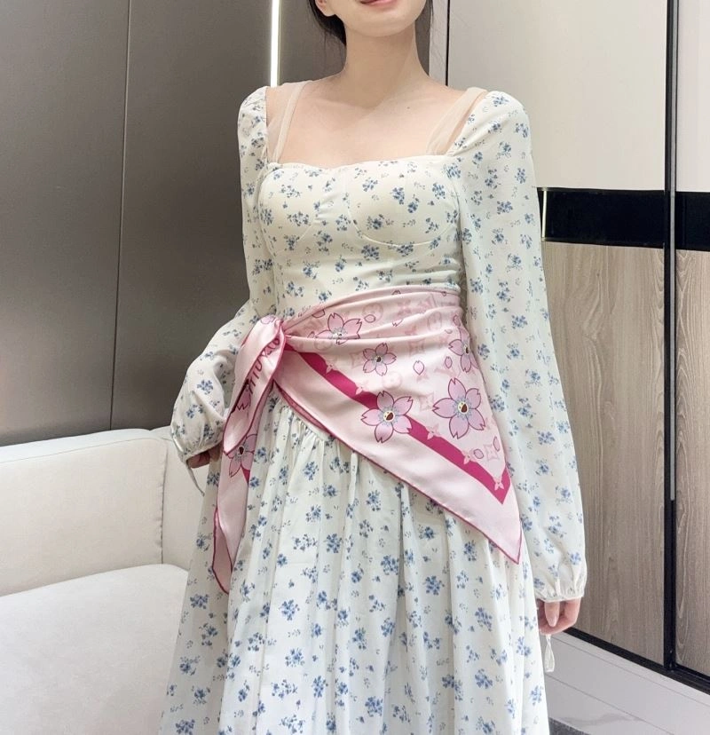 Louis Vuitton Scarf Effortless 270913