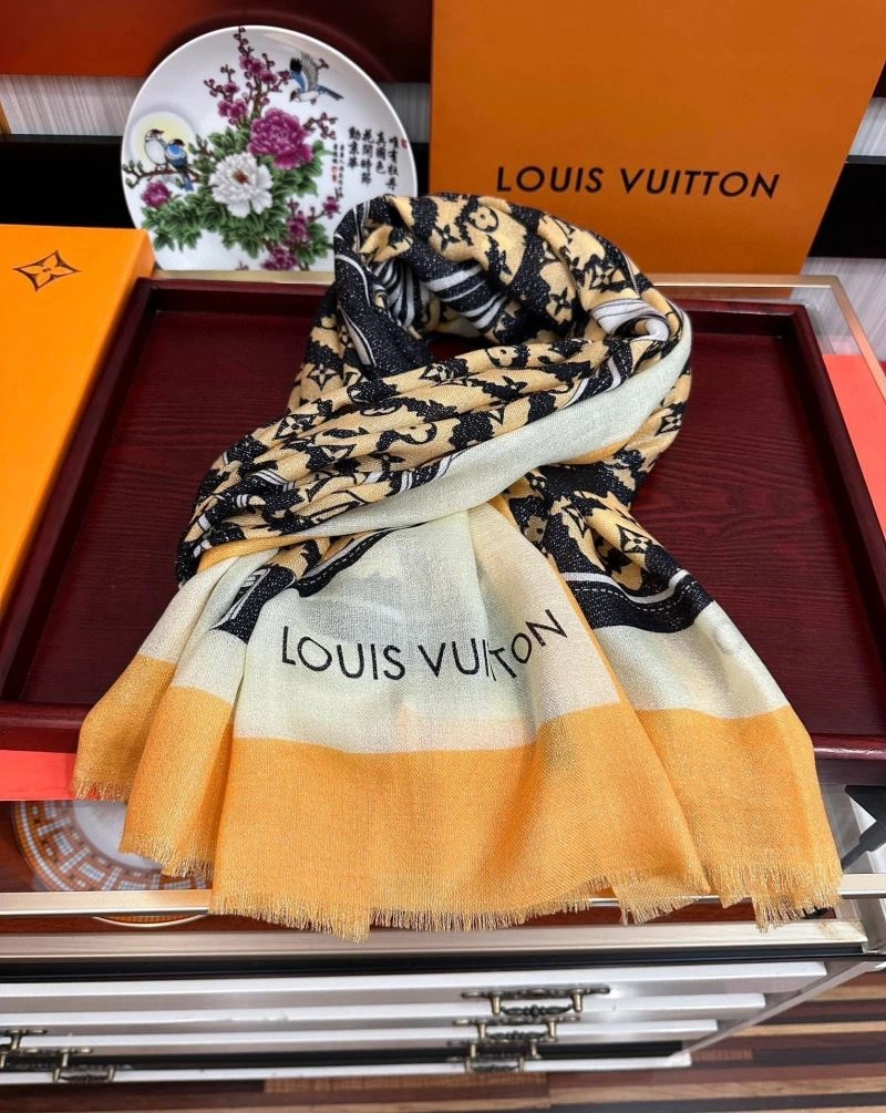 Louis Vuitton Scarf FreshLook 270918