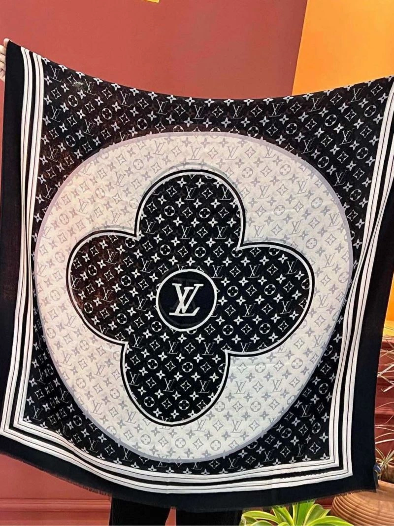 Soft Louis Vuitton Scarf 270924