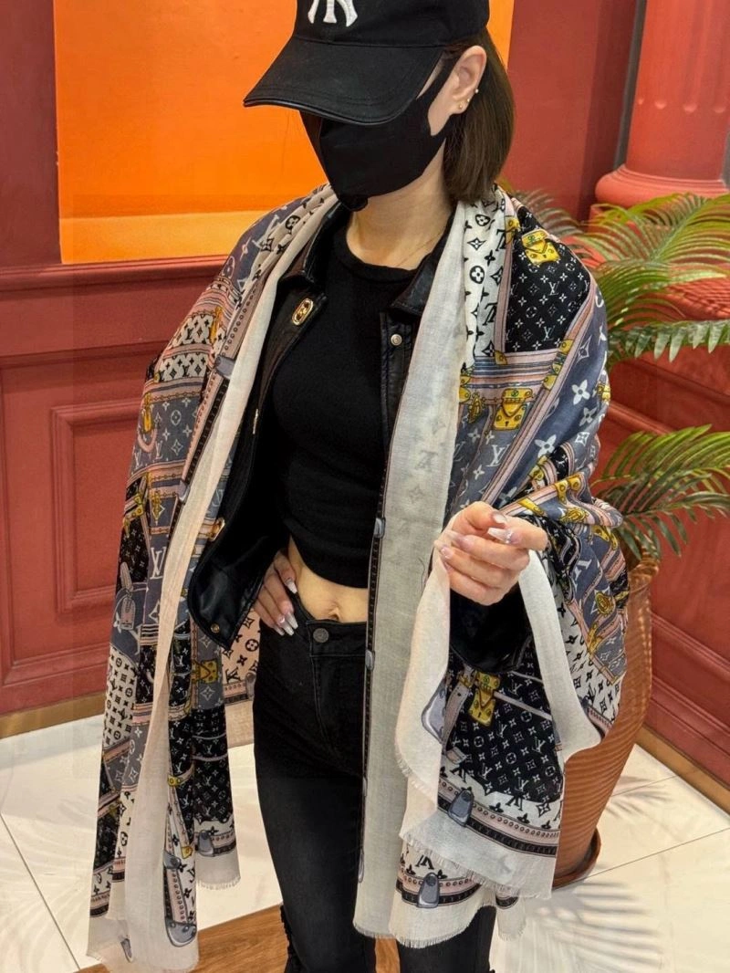 Louis Vuitton Scarf Snug 270908