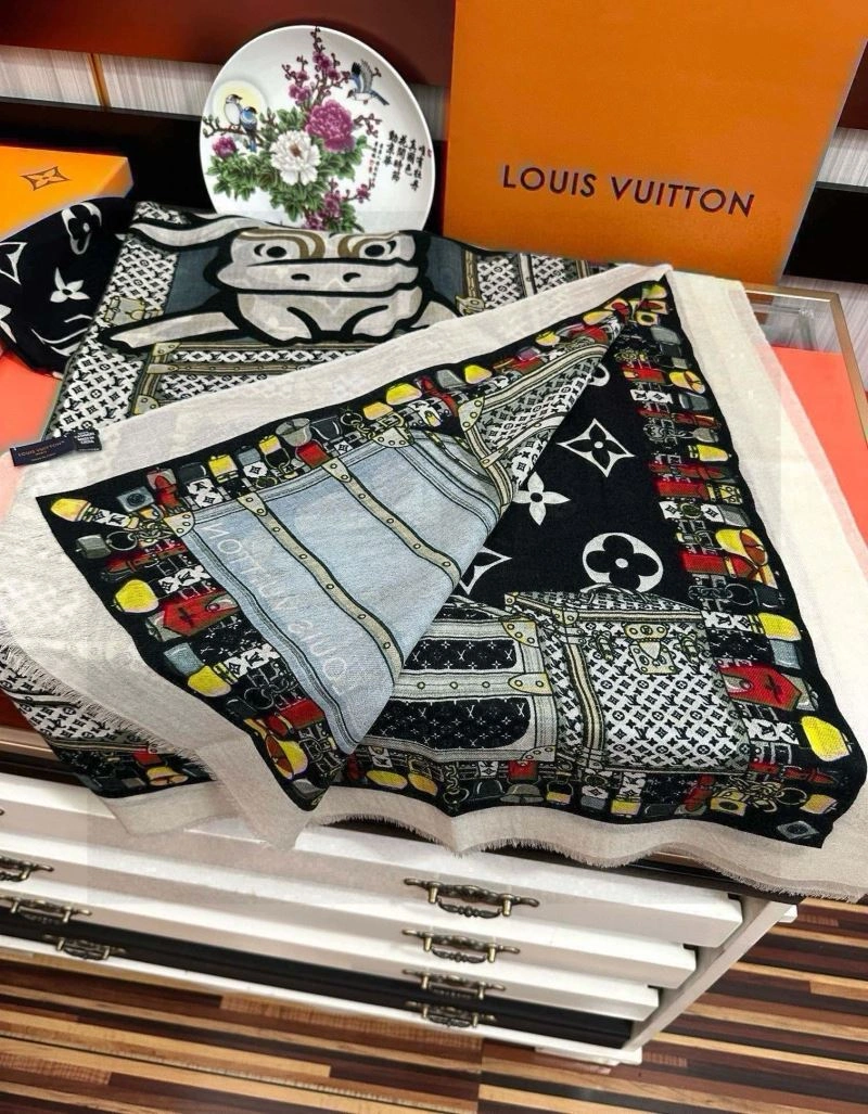 Supportive Louis Vuitton Scarf 270906