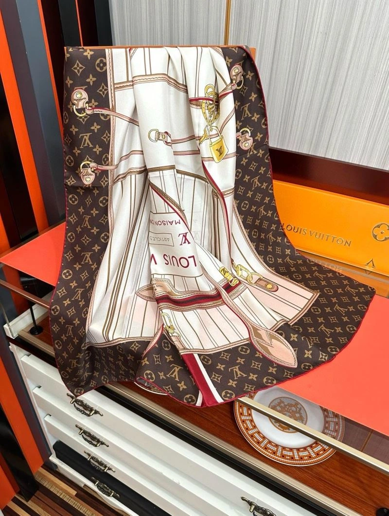 Louis Vuitton Scarf Tailored 270912