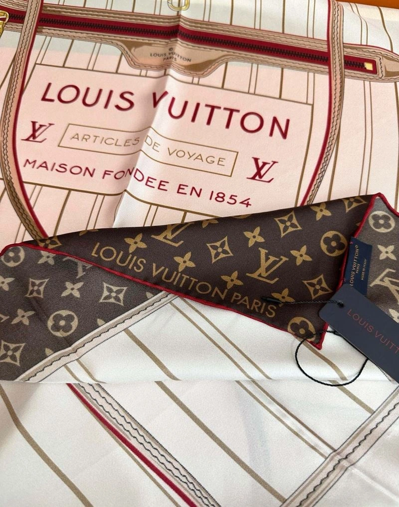 Louis Vuitton Scarf Tailored 270912