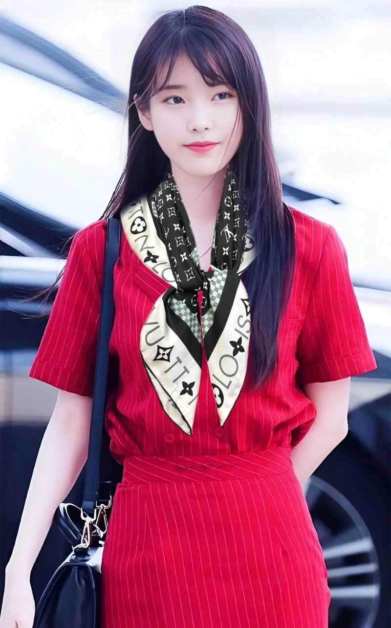 Louis Vuitton Scarf Contemporary 270920