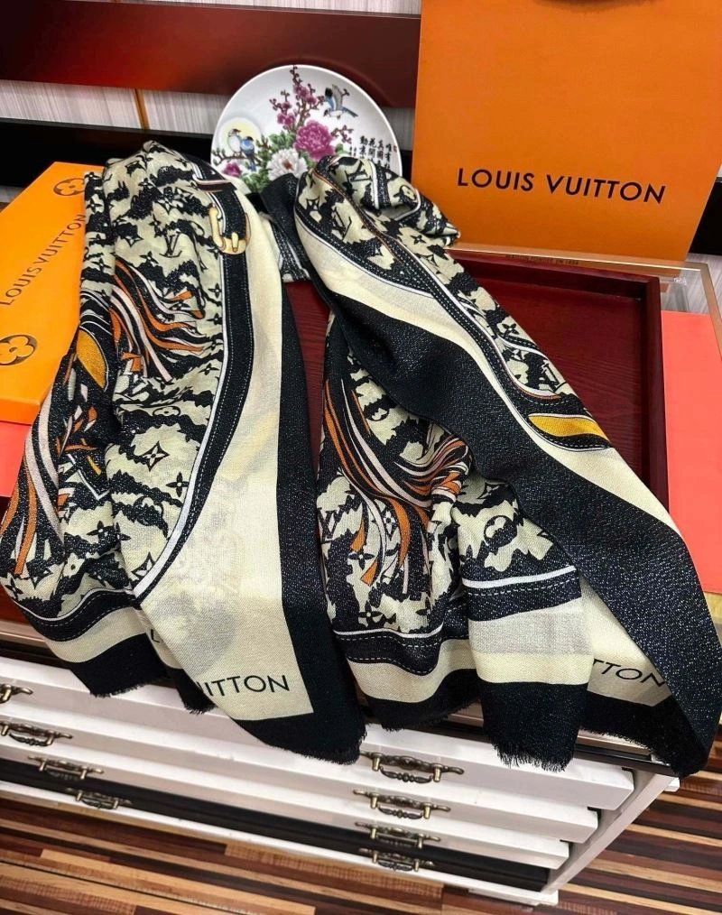 Louis Vuitton Scarf MultiPurpose 270930