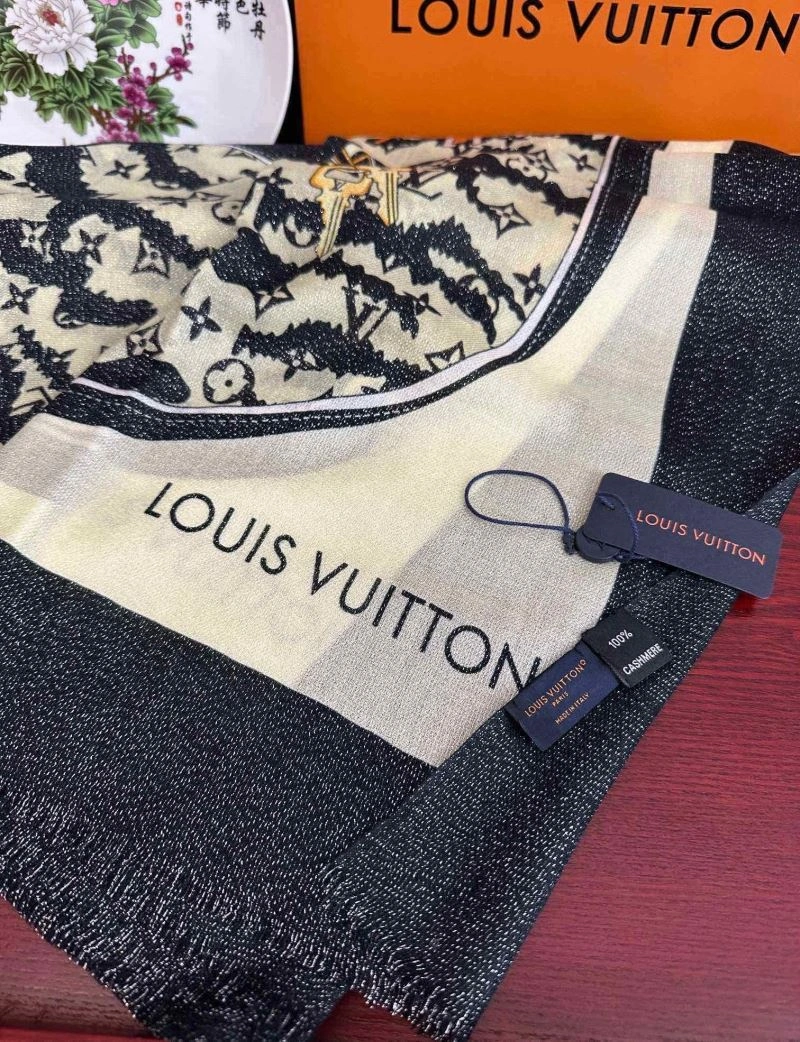 Louis Vuitton Scarf MultiPurpose 270930