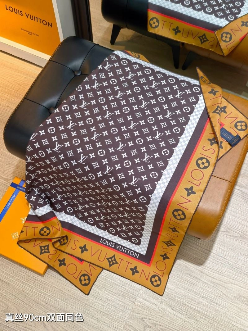Contemporary Louis Vuitton Scarf 270921