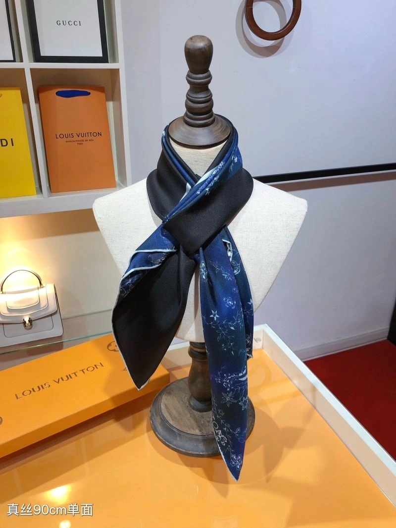 Louis Vuitton Scarf UrbanChic 270910