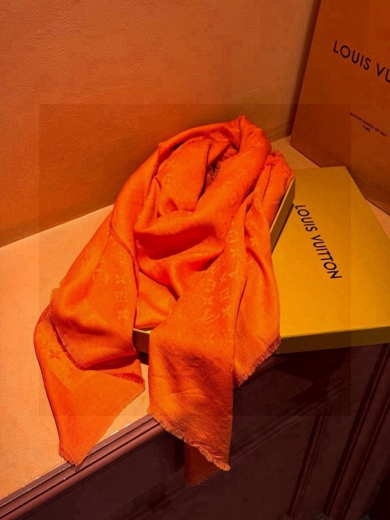 Soft Louis Vuitton Scarf 270897