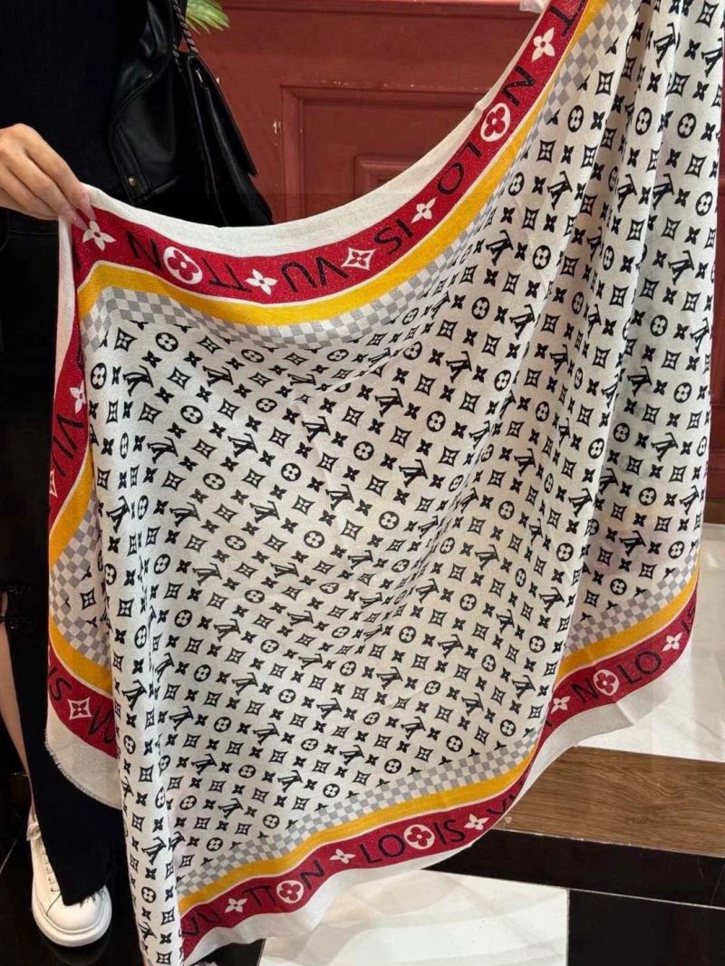 Louis Vuitton Scarf FreshLook 270894