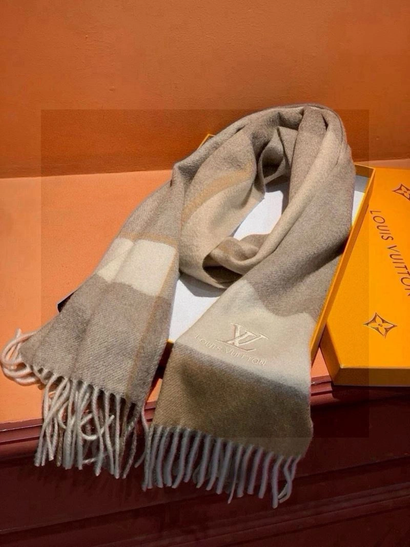 Louis Vuitton Scarf Breathable 270887