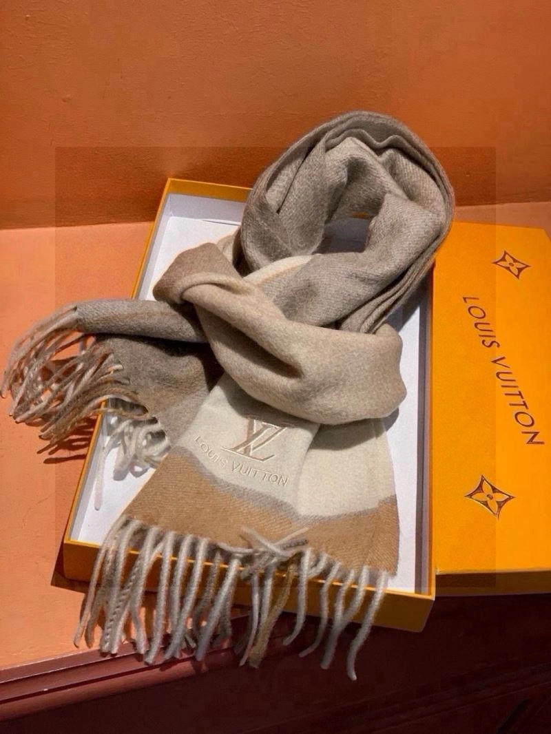 Louis Vuitton Scarf Breathable 270887