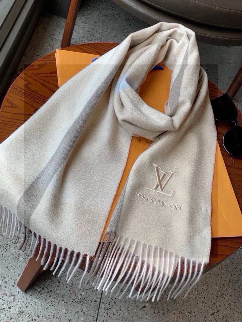Breathable Louis Vuitton Scarf 270888