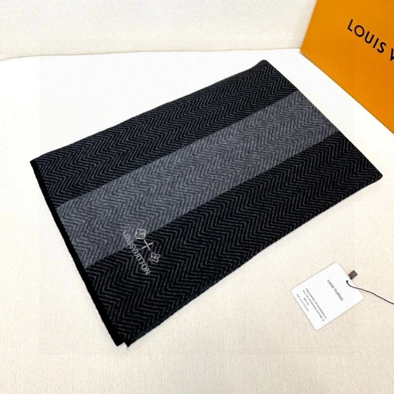 Elegant Louis Vuitton Scarf 270881