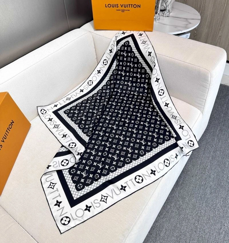 Louis Vuitton Scarf Tailored 270870