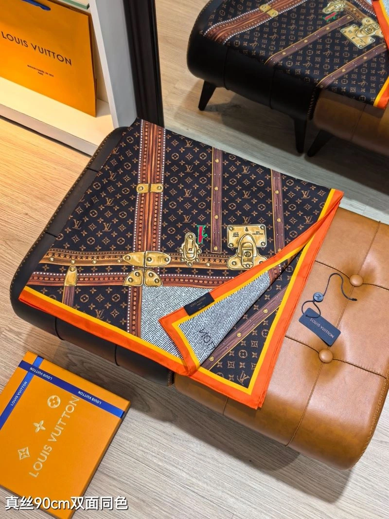 Louis Vuitton Scarf ModernLook 270874