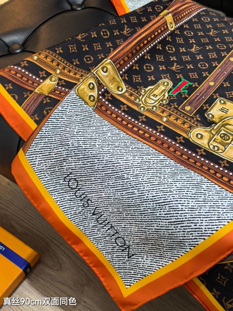 Louis Vuitton Scarf ModernLook 270874