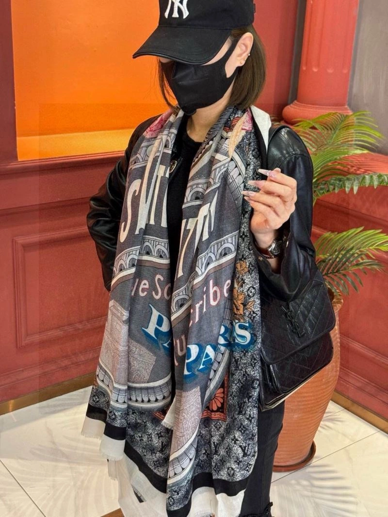 NewStyle Louis Vuitton Scarf 270866