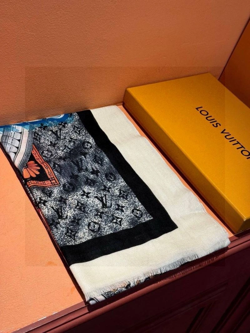 NewStyle Louis Vuitton Scarf 270866