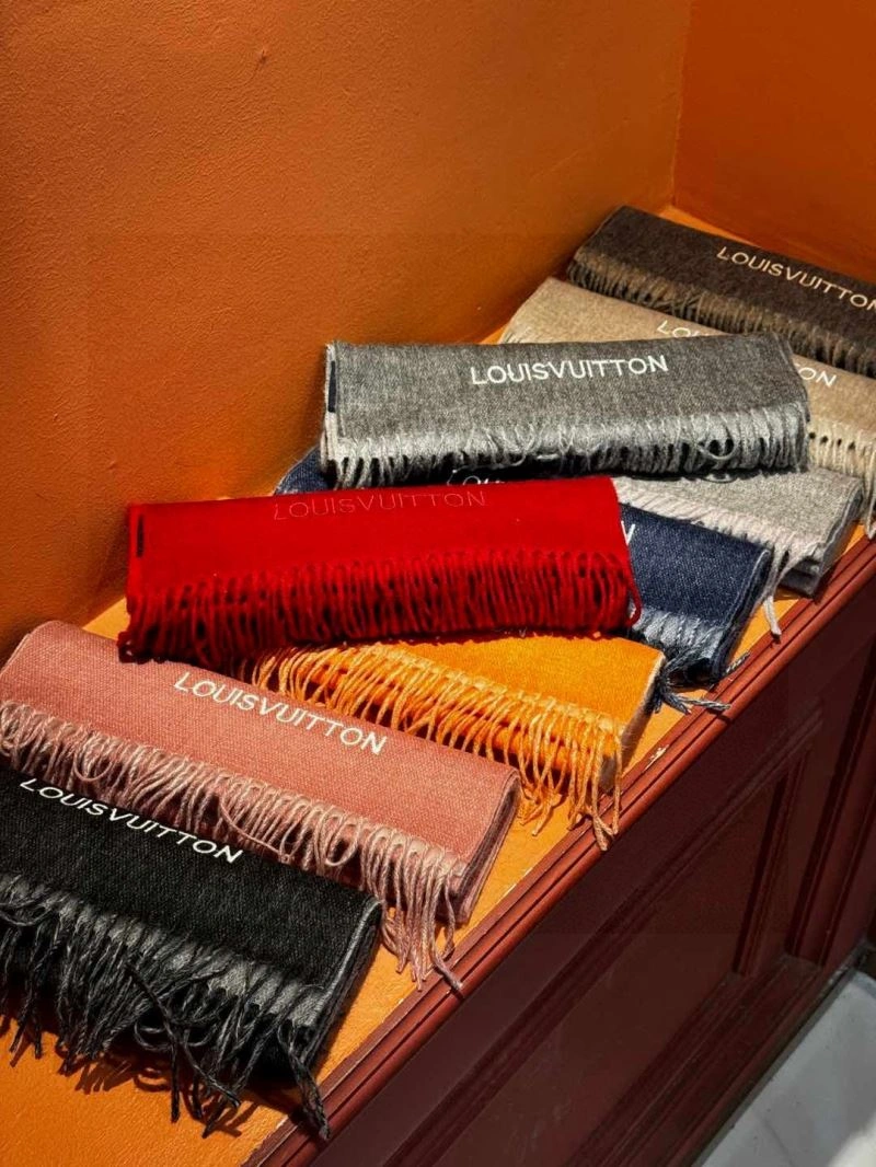 HighPerformance Louis Vuitton Scarf 270865