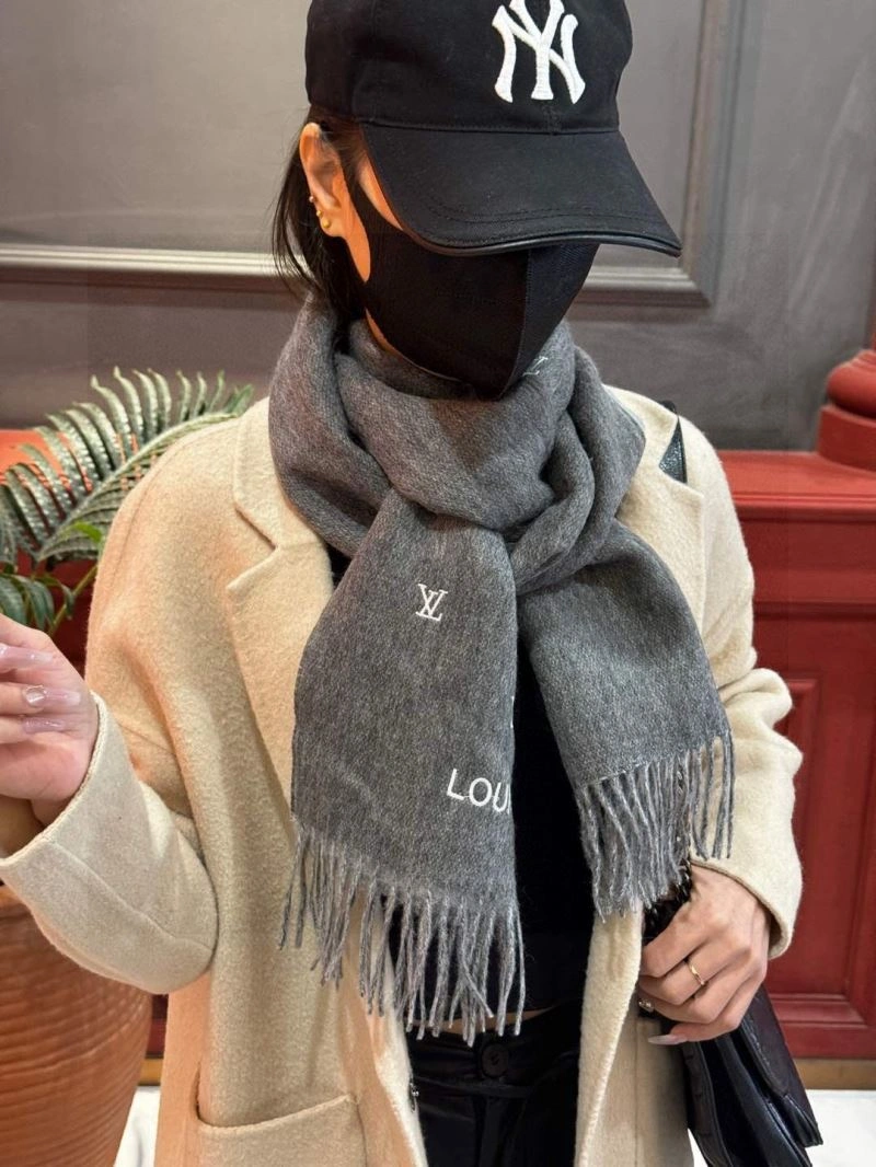 HighPerformance Louis Vuitton Scarf 270865