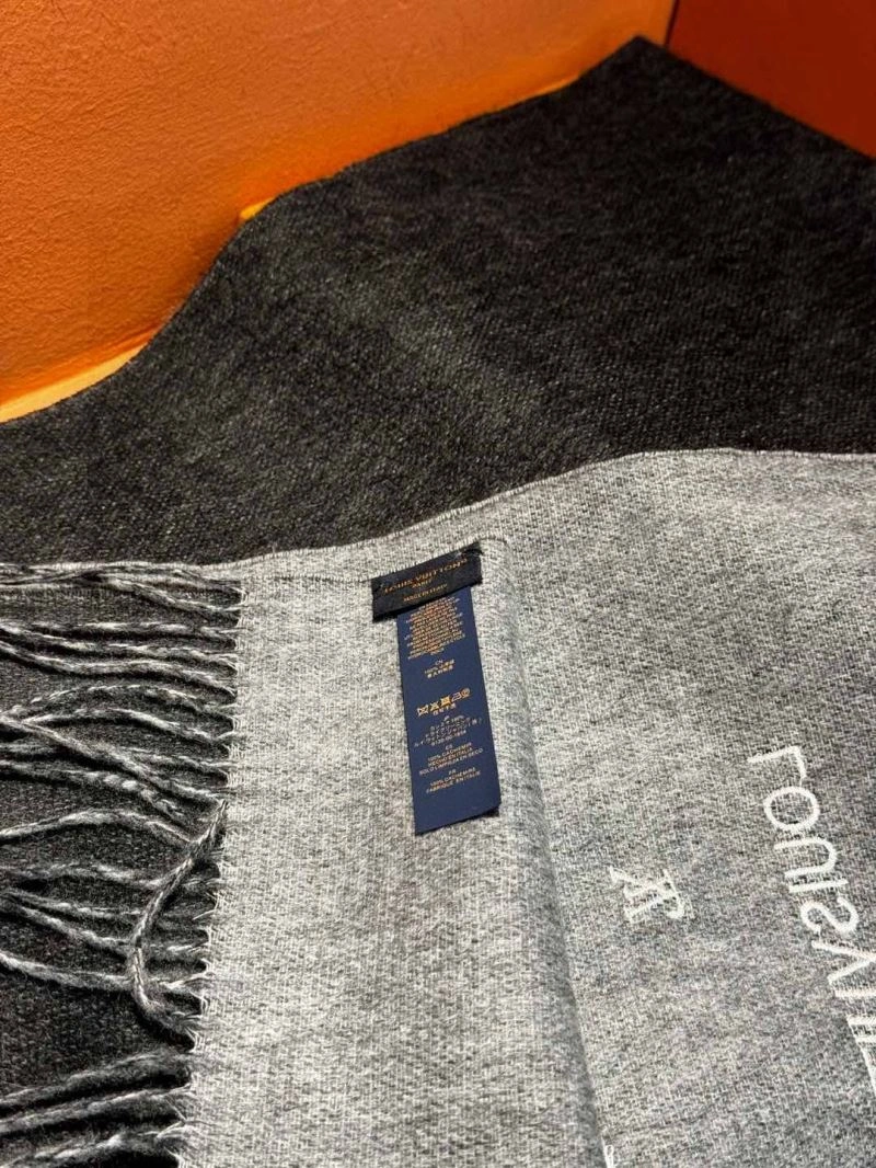 Louis Vuitton Scarf MultiPurpose 270877