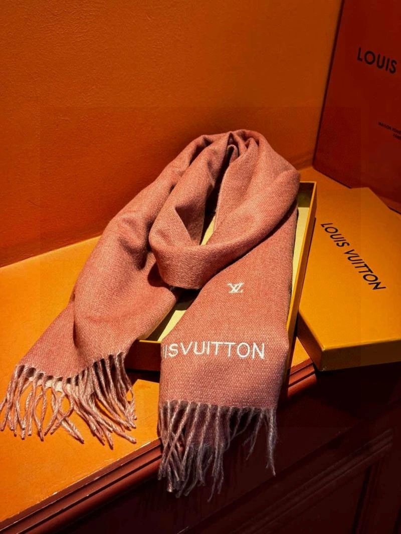 Snug Louis Vuitton Scarf 270863
