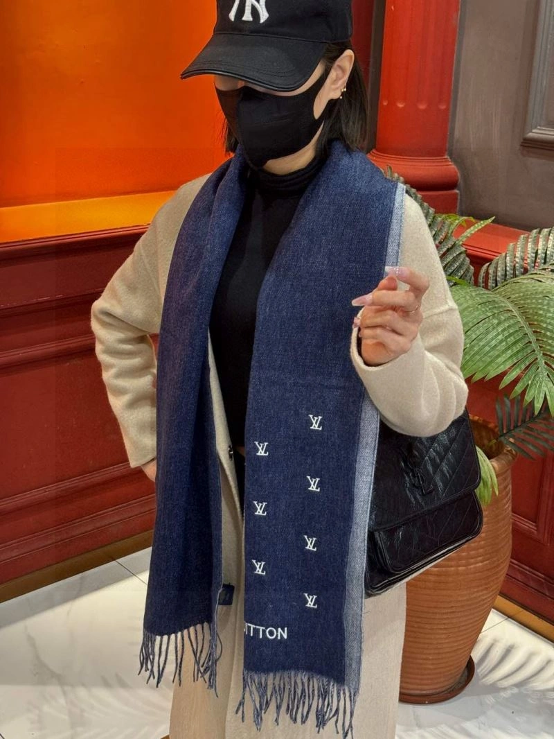 UrbanChic Louis Vuitton Scarf 270859