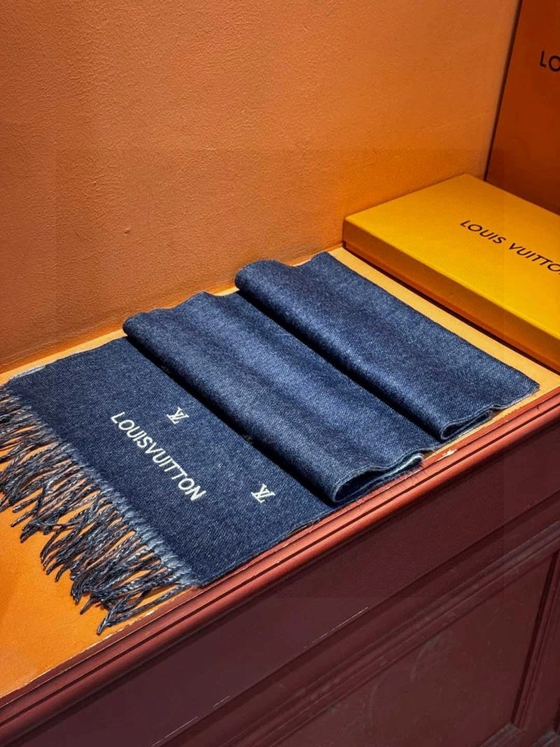 UrbanChic Louis Vuitton Scarf 270859