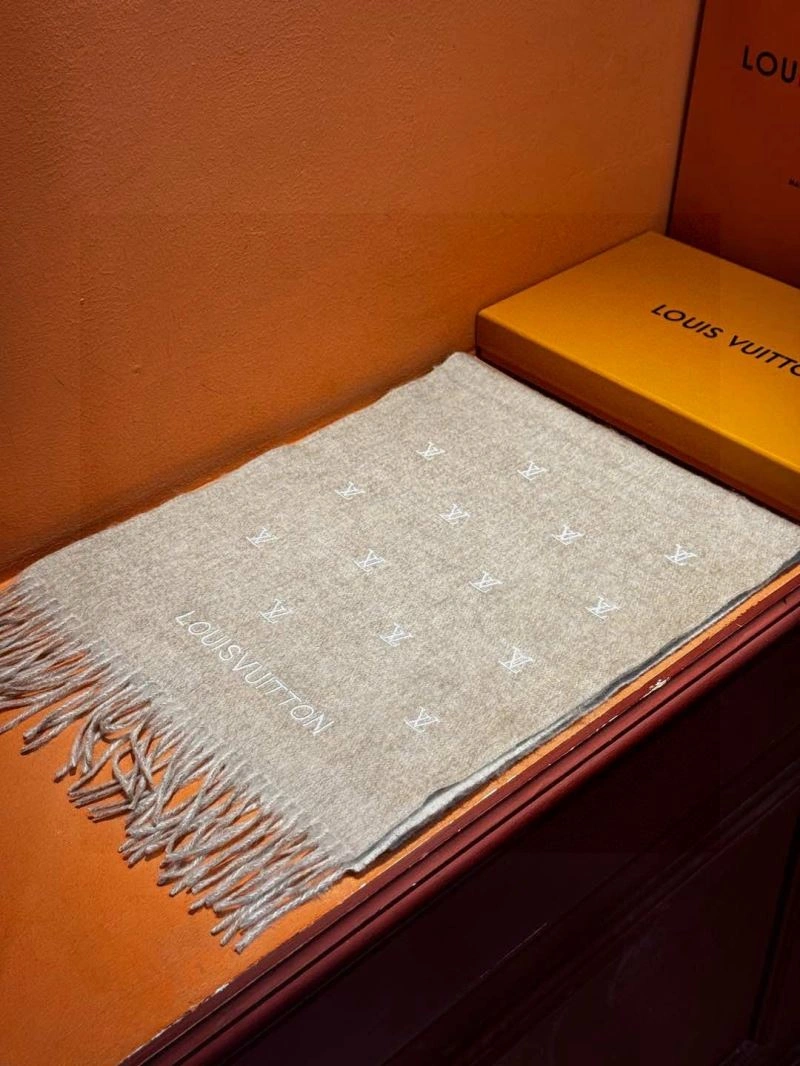 Louis Vuitton Scarf Vibrant 270864