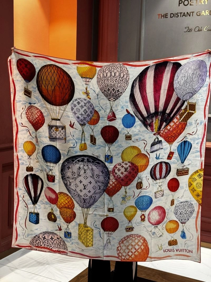 Louis Vuitton Scarf Soft 271516