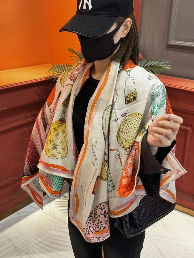 Louis Vuitton Scarf Sleek 271514