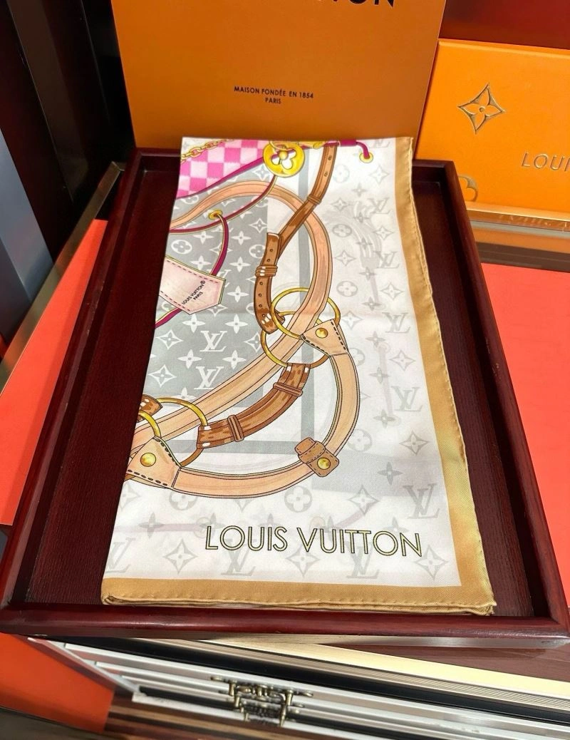 Louis Vuitton Scarf Sustainable 271505