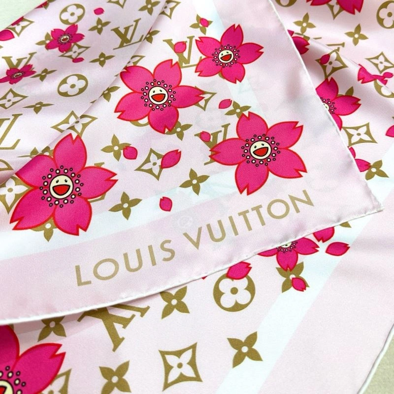 MultiPurpose Louis Vuitton Scarf 271518
