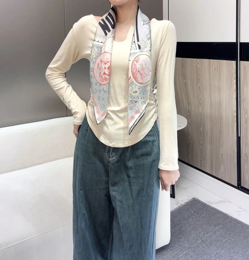 QuickDry Louis Vuitton Scarf 271489
