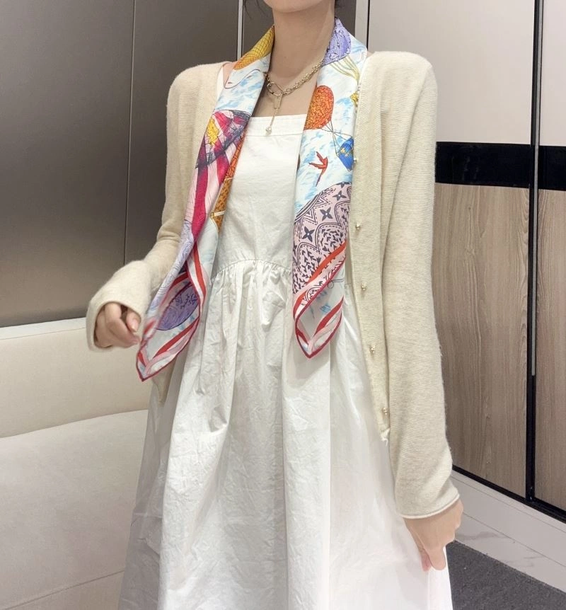 Louis Vuitton Scarf Durable 271476