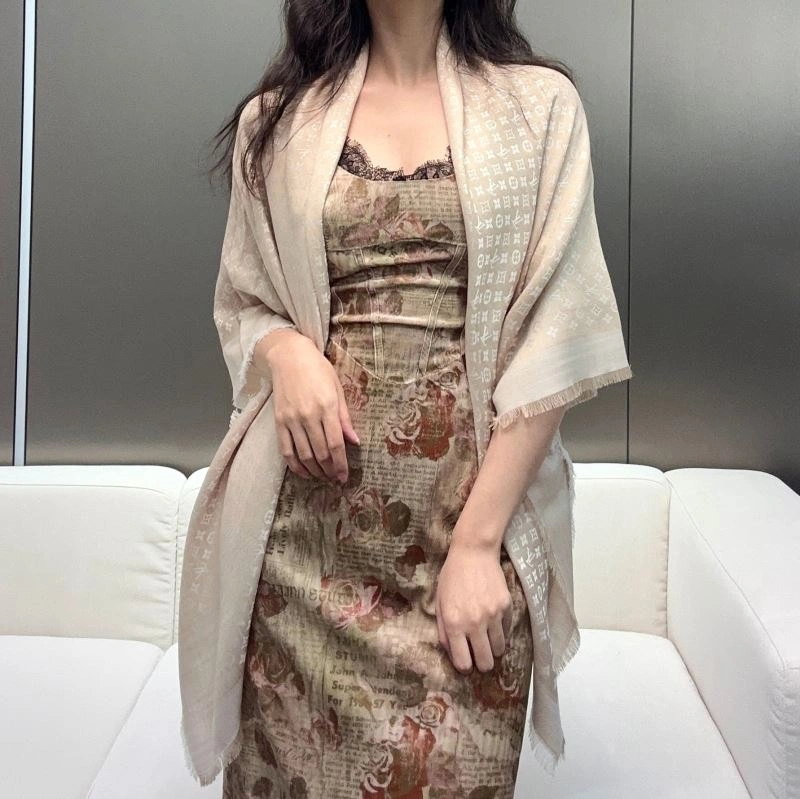 SportInspired Louis Vuitton Scarf 271470