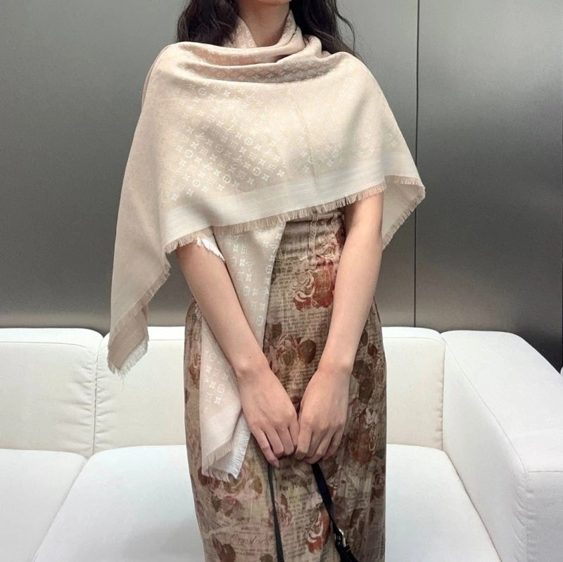 SportInspired Louis Vuitton Scarf 271470