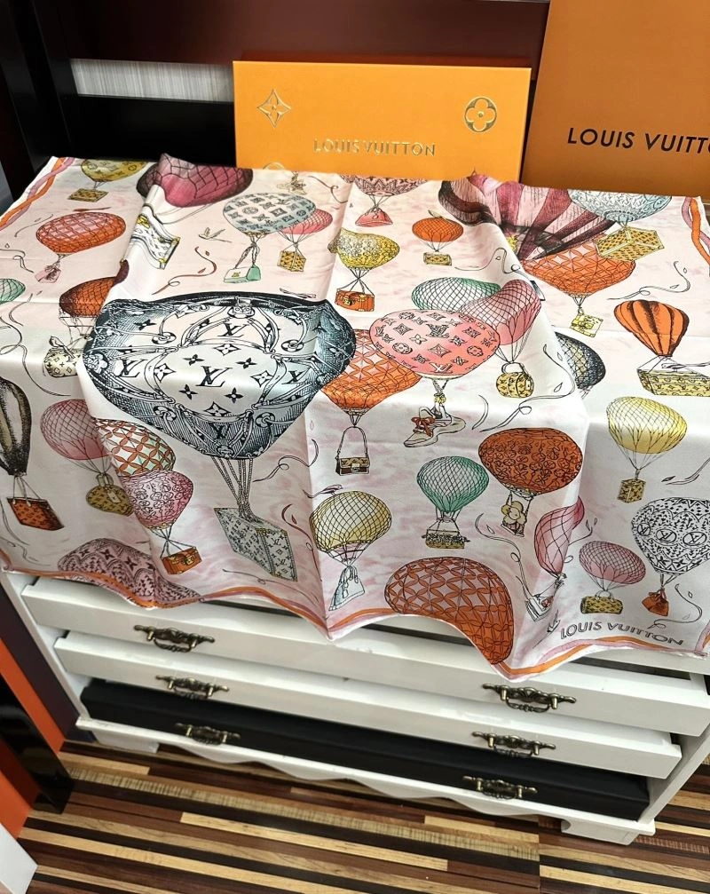 Louis Vuitton Scarf Durable 271464