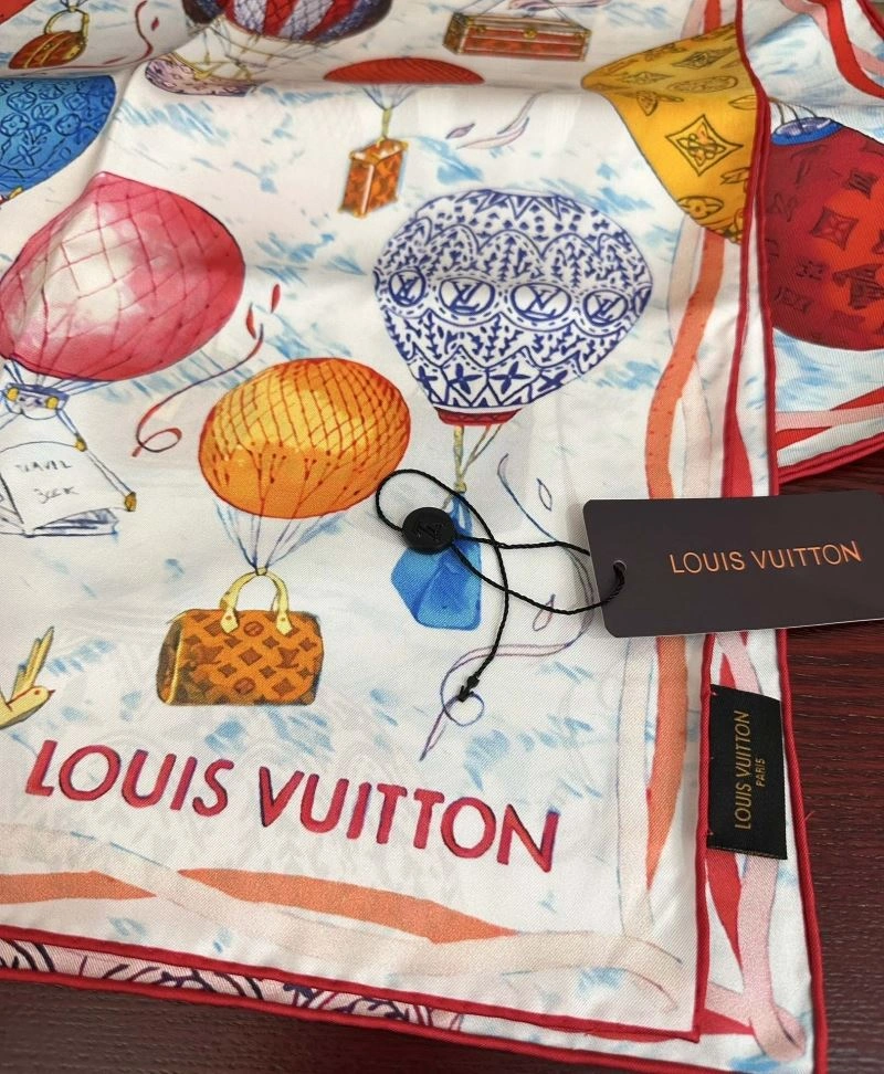 Louis Vuitton Scarf ModernLook 271479